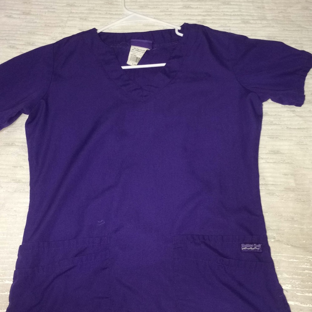 Scrub top